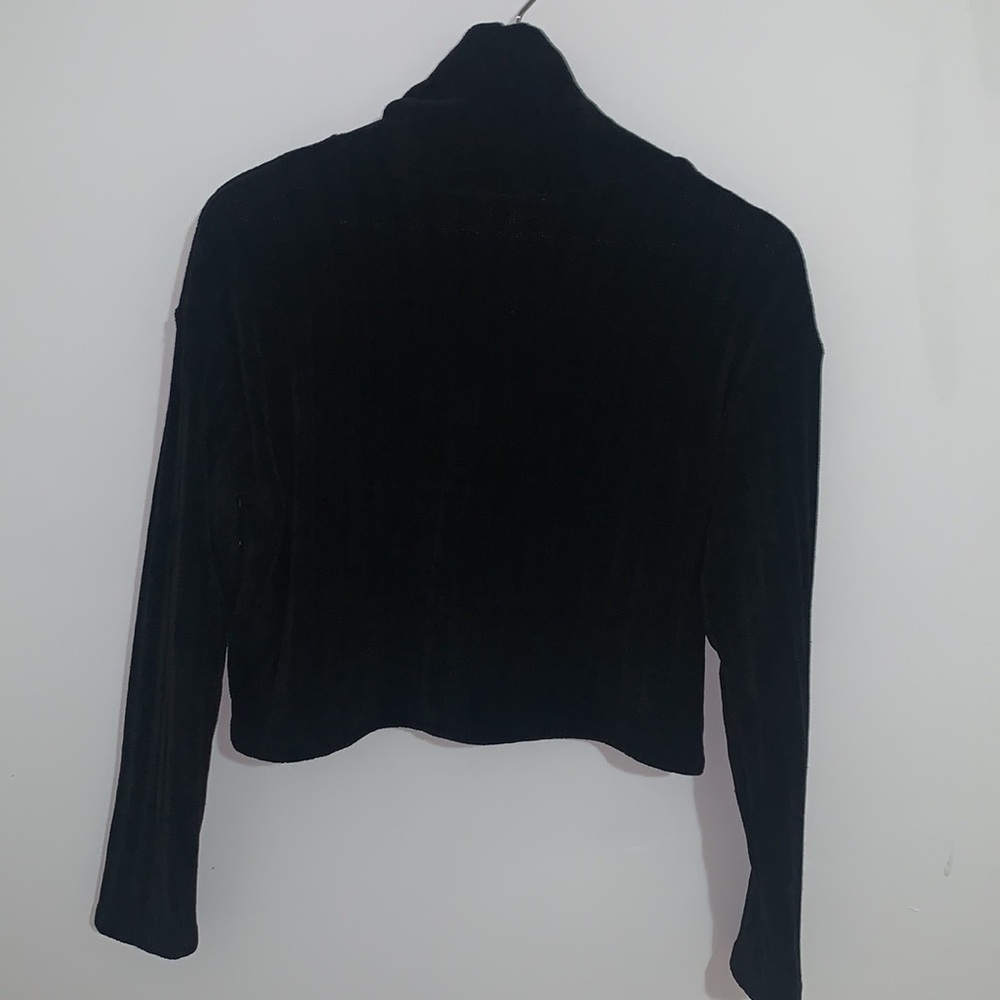 Cropped Turtleneck Ribbed Sweater - Picture 3 of 3